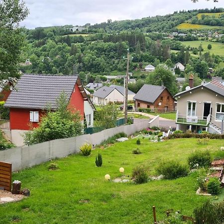 Villa Stunning 4-Bed House In La Bourboule Esterno foto