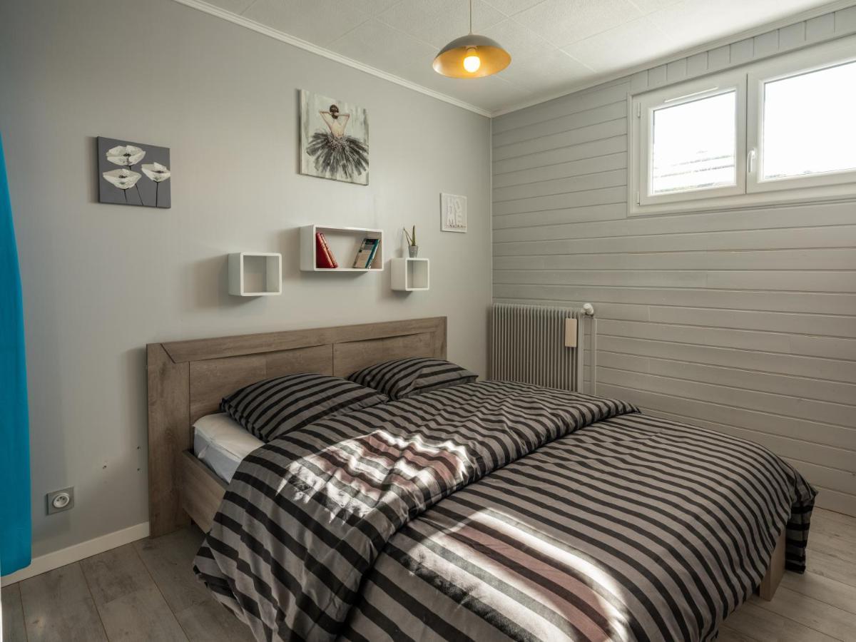 Villa Stunning 4-Bed House In La Bourboule Esterno foto